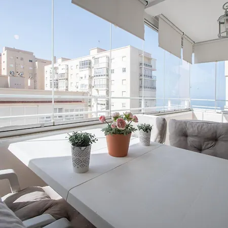 Apartment Apartamento Nereidas, Sun And Terrace In Cadiz